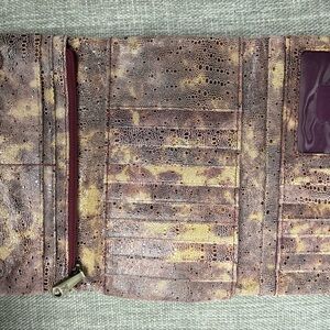 HOBO KEEN CONTINENTAL WALLET IN AUTUMN SKY